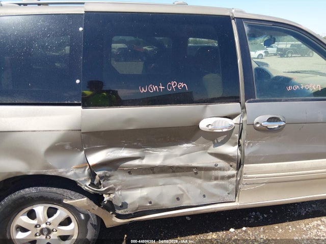 44806384 :رقم المزاد ، KNDUP131446532636 vin ، 2004 Kia Sedona Ex/lx مزاد بيع