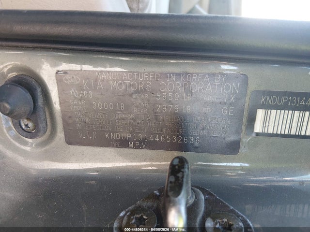 44806384 :رقم المزاد ، KNDUP131446532636 vin ، 2004 Kia Sedona Ex/lx مزاد بيع