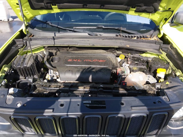 Продаж на аукціоні авто 2017 Jeep Renegade Trailhawk 4x4, vin: ZACCJBCB4HPF50990, номер лоту: 44806386