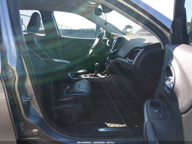 Продажа на аукционе авто 2019 Jeep Cherokee Limited 4x4, vin: 1C4PJMDNXKD180429, номер лота: 44806403