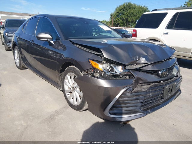 Продаж на аукціоні авто 2023 Toyota Camry Le, vin: 4T1C11AK6PU724970, номер лоту: 44806437