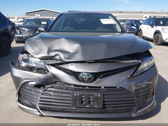 Продаж на аукціоні авто 2023 Toyota Camry Le, vin: 4T1C11AK6PU724970, номер лоту: 44806437