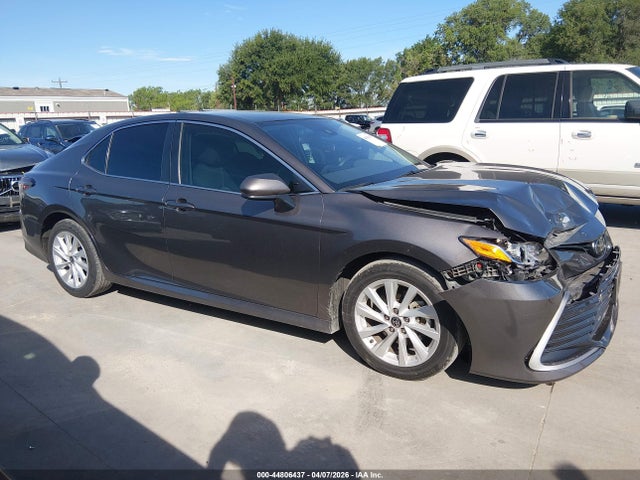 Продаж на аукціоні авто 2023 Toyota Camry Le, vin: 4T1C11AK6PU724970, номер лоту: 44806437