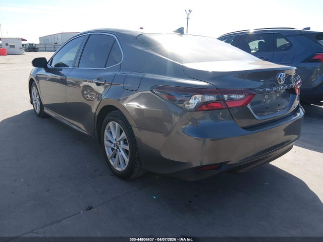 Продаж на аукціоні авто 2023 Toyota Camry Le, vin: 4T1C11AK6PU724970, номер лоту: 44806437