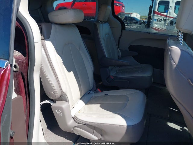 44806458 :رقم المزاد ، 2C4RC1BG2HR520054 vin ، 2017 Chrysler Pacifica Touring-l مزاد بيع