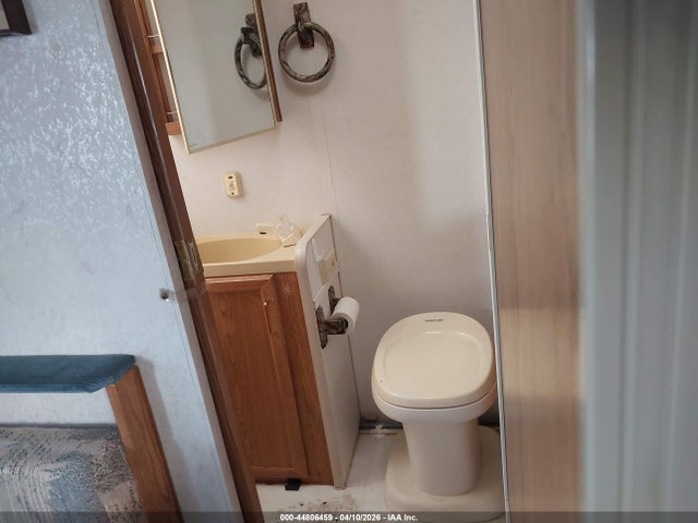 Aukcja sprzedaży 1994 Fleetwood Prowler M-21-5t Xt-1, vin: 1EC5T2128R2373341, numer aukcji: 44806459