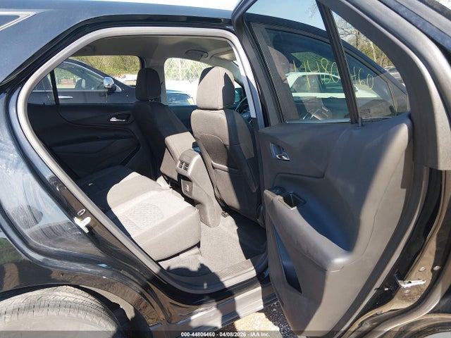 44806460 :رقم المزاد ، 3GNAXKEV2NL238899 vin ، 2022 Chevrolet Equinox Fwd Lt مزاد بيع