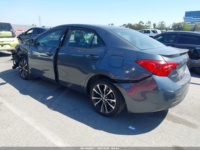 2017 TOYOTA COROLLA 5YFBURHE9HP609817 Photo 2