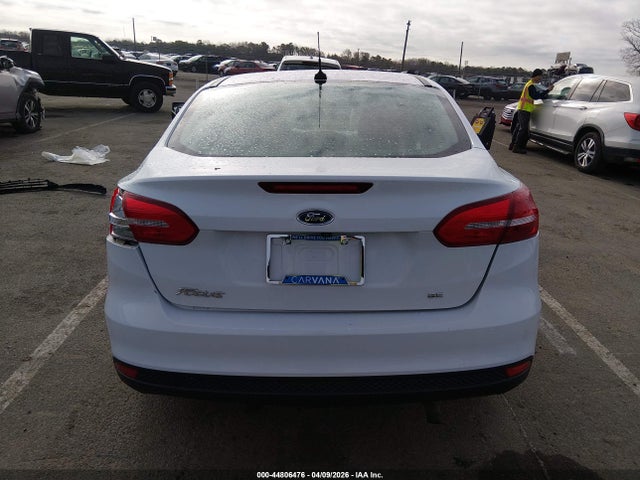 44806476 :رقم المزاد ، 1FADP3F27HL259639 vin ، 2017 Ford Focus Se مزاد بيع