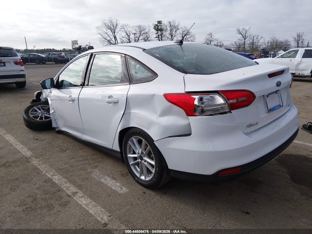 44806476 :رقم المزاد ، 1FADP3F27HL259639 vin ، 2017 Ford Focus Se مزاد بيع