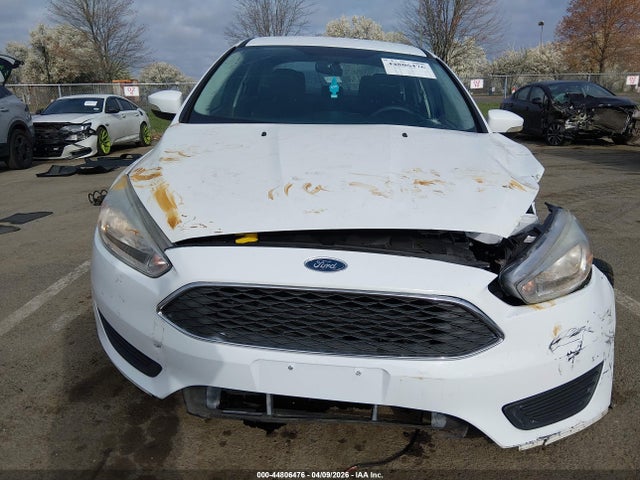 44806476 :رقم المزاد ، 1FADP3F27HL259639 vin ، 2017 Ford Focus Se مزاد بيع