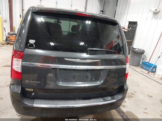 44806482 :رقم المزاد ، 2C4RC1BG3CR338002 vin ، 2012 Chrysler Town & Country Touring مزاد بيع