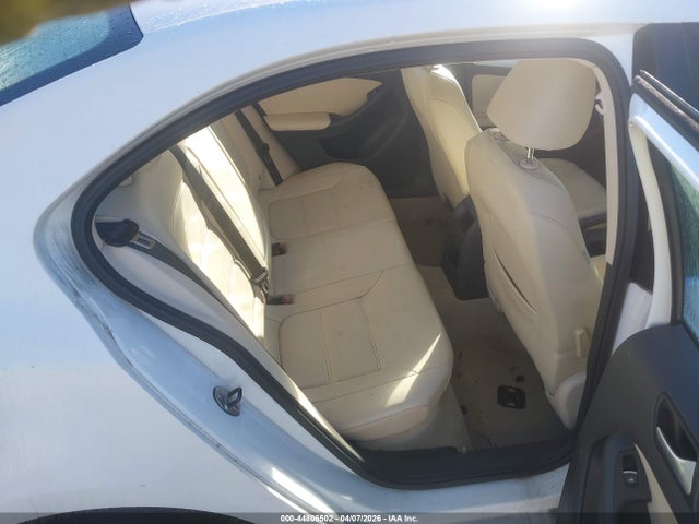 Продажа на аукционе авто 2014 Volkswagen Jetta 1.8t Se, vin: 3VWD17AJ5EM367668, номер лота: 44806502
