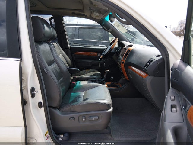 2005 LEXUS GX 470 JTJBT20X550083180 Photo 4