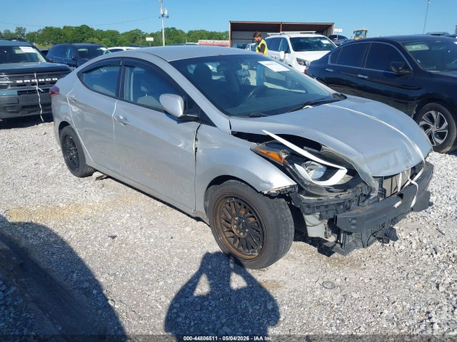 2016 Hyundai Elantra Se მანქანა იყიდება აუქციონზე, vin: 5NPDH4AE5GH690157, აუქციონის ნომერი: 44806511