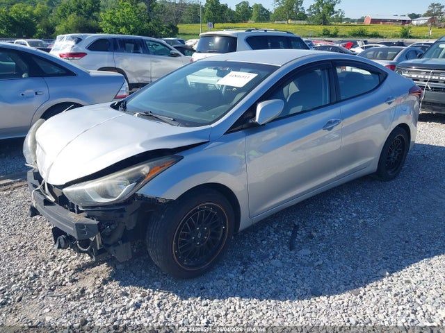 2016 Hyundai Elantra Se მანქანა იყიდება აუქციონზე, vin: 5NPDH4AE5GH690157, აუქციონის ნომერი: 44806511