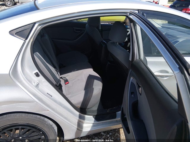 2016 Hyundai Elantra Se მანქანა იყიდება აუქციონზე, vin: 5NPDH4AE5GH690157, აუქციონის ნომერი: 44806511