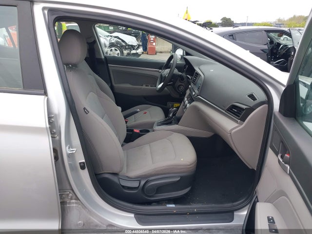 2019 Hyundai Elantra Sel მანქანა იყიდება აუქციონზე, vin: 5NPD84LF5KH407805, აუქციონის ნომერი: 44806540