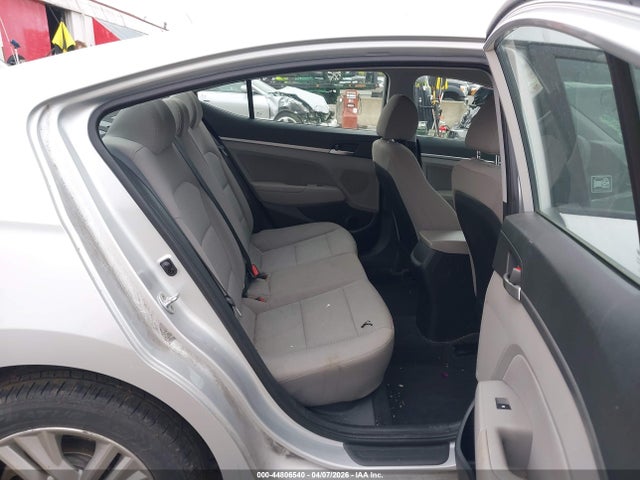 2019 Hyundai Elantra Sel მანქანა იყიდება აუქციონზე, vin: 5NPD84LF5KH407805, აუქციონის ნომერი: 44806540