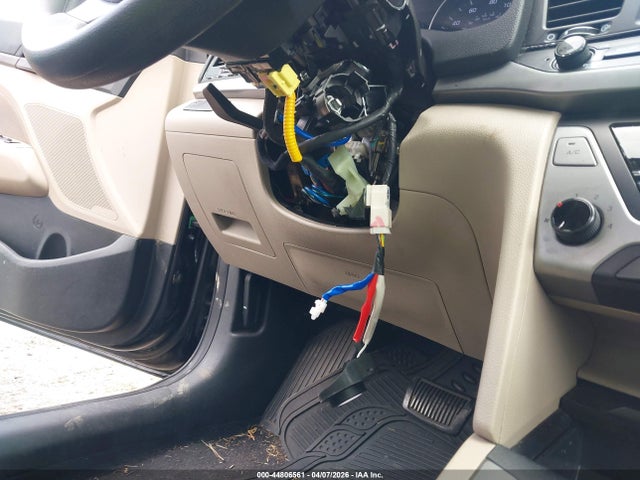 44806561 :رقم المزاد ، 5NPD84LF7HH194347 vin ، 2017 Hyundai Elantra Se مزاد بيع