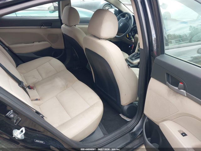44806561 :رقم المزاد ، 5NPD84LF7HH194347 vin ، 2017 Hyundai Elantra Se مزاد بيع