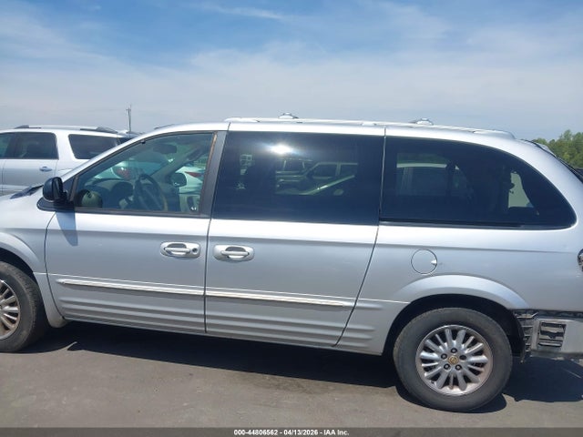 Продаж на аукціоні авто 2002 Chrysler Town & Country Limited, vin: 2C8GP64L52R666893, номер лоту: 44806562