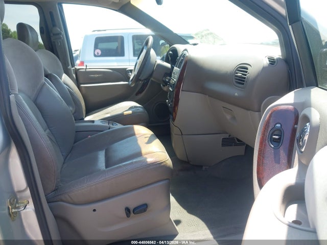 Продаж на аукціоні авто 2002 Chrysler Town & Country Limited, vin: 2C8GP64L52R666893, номер лоту: 44806562