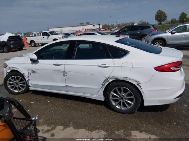 2017 Ford Fusion Se მანქანა იყიდება აუქციონზე, vin: 3FA6P0HDXHR353991, აუქციონის ნომერი: 44806563