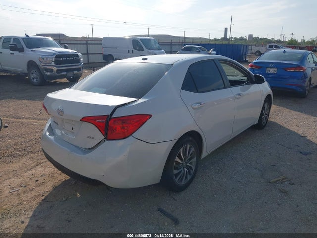 44806573 :رقم المزاد ، 5YFBURHE5JP781171 vin ، 2018 Toyota Corolla Xle مزاد بيع