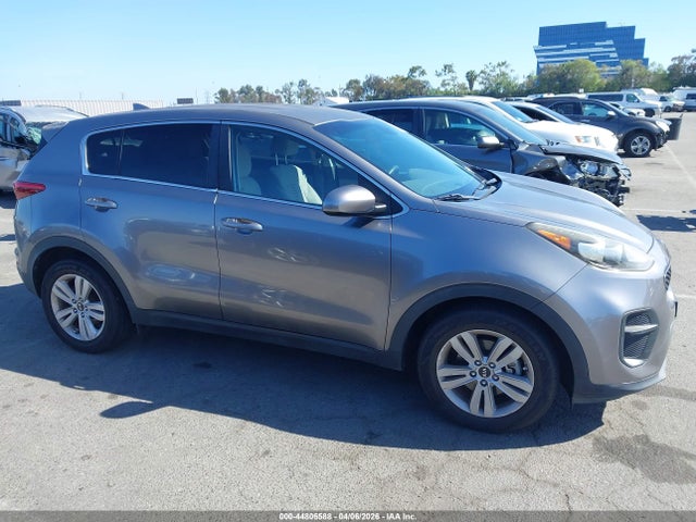44806588 :رقم المزاد ، KNDPM3AC6J7412820 vin ، 2018 Kia Sportage Lx مزاد بيع