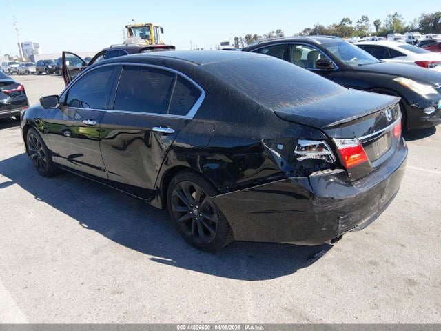 1HGCR2F57FA214215 Honda Accord Sport