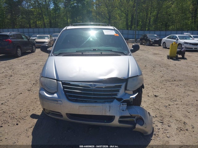 Продаж на аукціоні авто 2005 Chrysler Town & Country Limited, vin: 2C4GP64L85R137329, номер лоту: 44806620