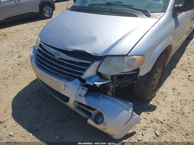 Продаж на аукціоні авто 2005 Chrysler Town & Country Limited, vin: 2C4GP64L85R137329, номер лоту: 44806620