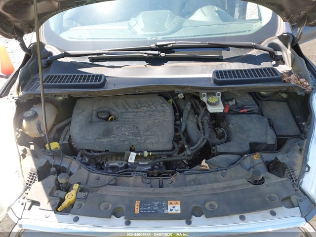 1FMCU0GD6JUA01959 Ford ESCAPE SE