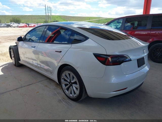 2021 TESLA MODEL 3 5YJ3E1EB5MF975129 Photo 2