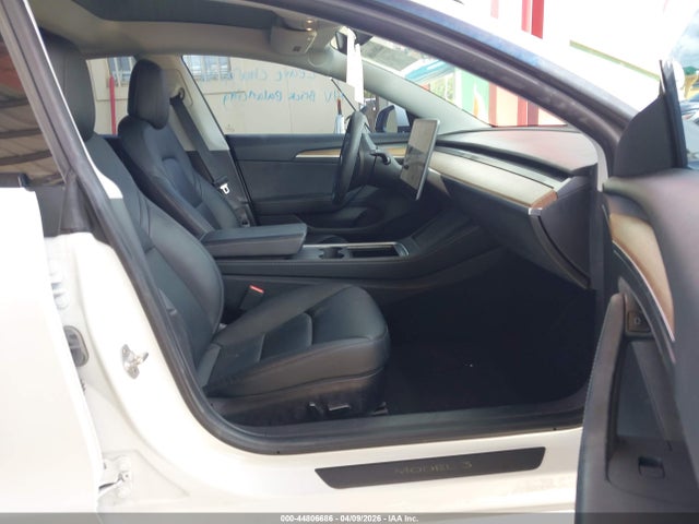 2021 TESLA MODEL 3 5YJ3E1EB5MF975129 Photo 4