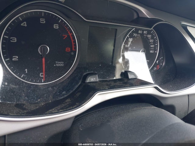 Продаж на аукціоні авто 2016 Audi A4 2.0t Premium, vin: WAUAFAFL9GN008120, номер лоту: 44806703
