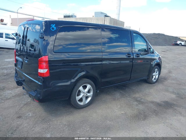 2018 MERCEDES-BENZ METRIS WD4PG2EE7J3392586 Photo 3