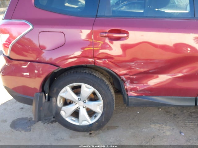 Subaru Forester 2.5i Premium 2016 JF2SJADC6GH525884 Image 6