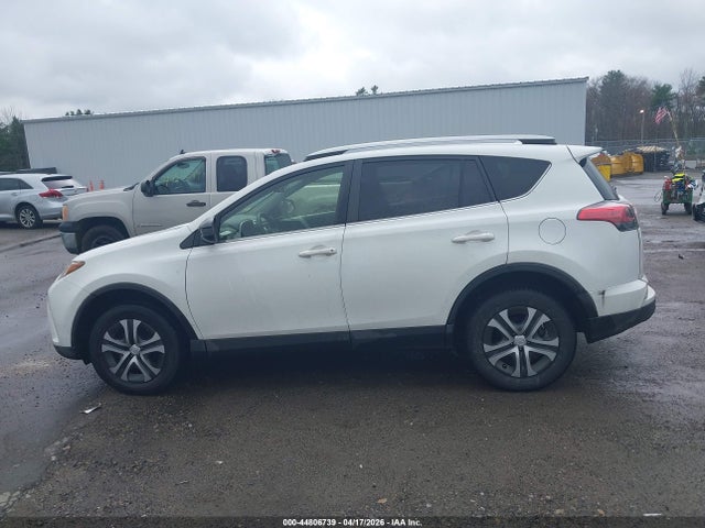 Toyota RAV4 LE 2017 JTMBFREV3HD218261 Image 14