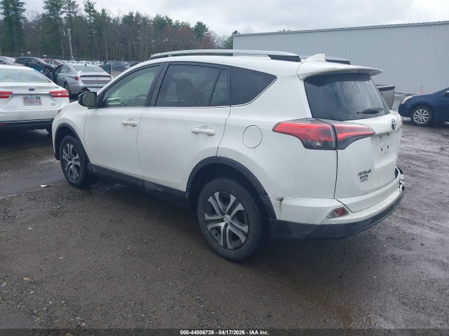 Toyota RAV4 LE 2017 JTMBFREV3HD218261 Image 3