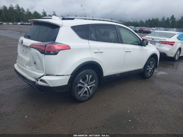 Toyota RAV4 LE 2017 JTMBFREV3HD218261 Image 4