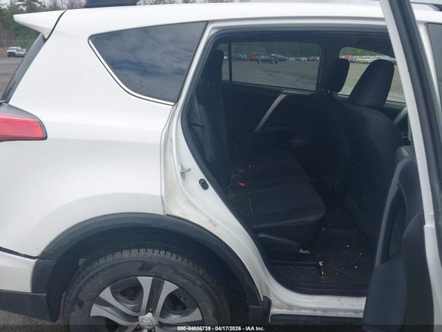 Toyota RAV4 LE 2017 JTMBFREV3HD218261 Image 8