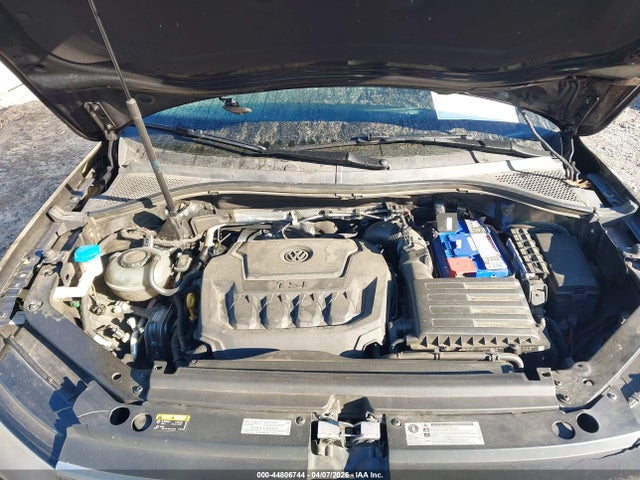 Aukcja sprzedaży 2019 Volkswagen Tiguan 2.0t Se/2.0t Sel/2.0t Sel R-line/2.0t Sel R-line Black, vin: 3VV3B7AX2KM013894, numer aukcji: 44806744