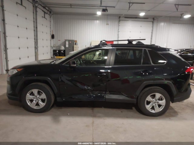 Продажа на аукционе авто 2019 Toyota Rav4 Xle, vin: JTMP1RFV0KD012115, номер лота: 44806753