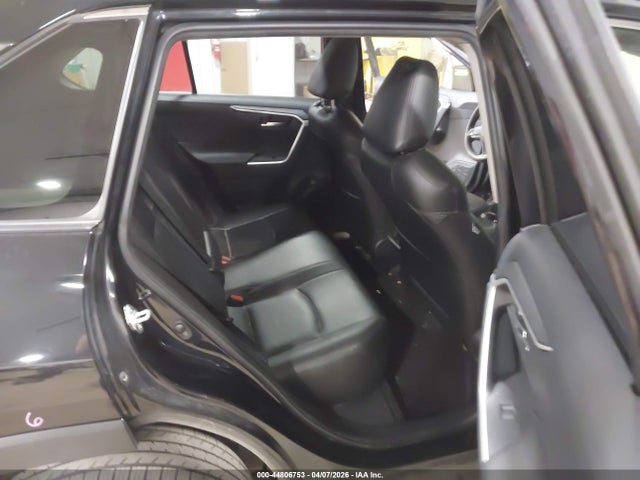 Продажа на аукционе авто 2019 Toyota Rav4 Xle, vin: JTMP1RFV0KD012115, номер лота: 44806753