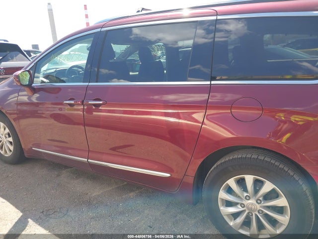 Aukcja sprzedaży 2018 Chrysler Pacifica Touring L, vin: 2C4RC1BG4JR101953, numer aukcji: 44806756