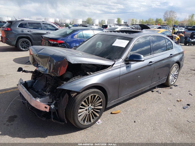 2013 Bmw 328i მანქანა იყიდება აუქციონზე, vin: WBA3A5C54DF600034, აუქციონის ნომერი: 44806759