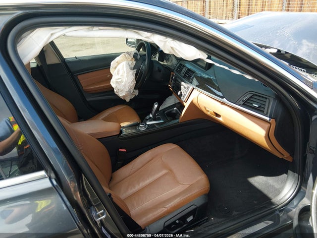 2013 Bmw 328i მანქანა იყიდება აუქციონზე, vin: WBA3A5C54DF600034, აუქციონის ნომერი: 44806759