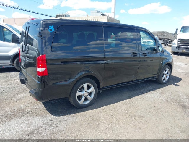 2018 MERCEDES-BENZ METRIS WD4PG2EEXJ3392162 Photo 3